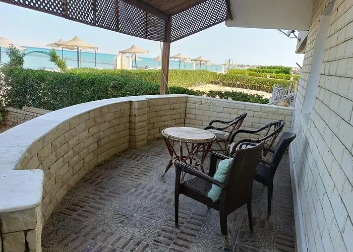 سياحي مكيف صف أول علي البحر مباشره ومكيف وبحديقه خاصه Aparthotel Ras Sedr