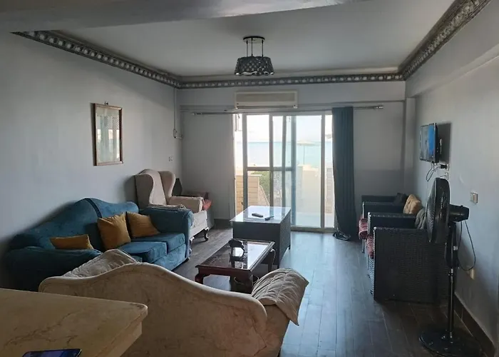 Aparthotel سياحي مكيف صف أول علي البحر مباشره ومكيف وبحديقه خاصه Ras Sedr